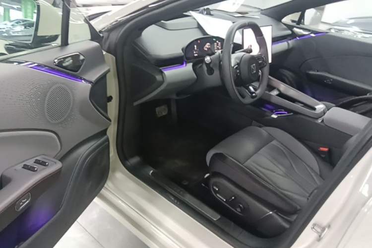 Used Zeekr 007GT 2025 Rear-Drive Intelligent Driving Version 75 kWh Driver Seat