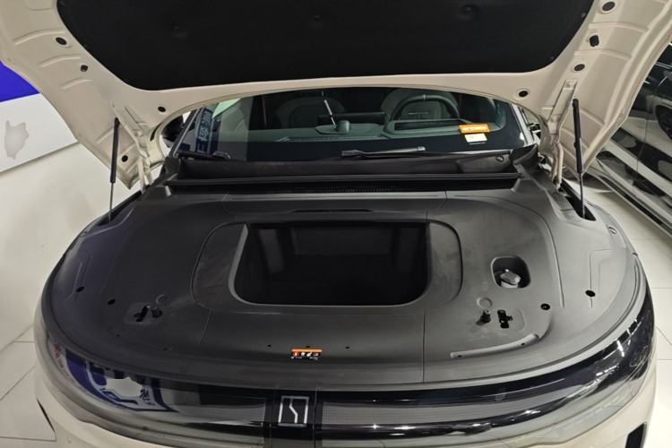 Used Zeekr 007GT 2025 Long-Range Rear-Wheel Drive Intelligent Driving Version 100 kWh Engine Bay