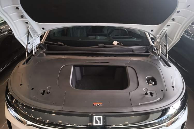 Used Zeekr 007GT 2025 Rear-Drive Intelligent Driving Version 75 kWh Engine Bay