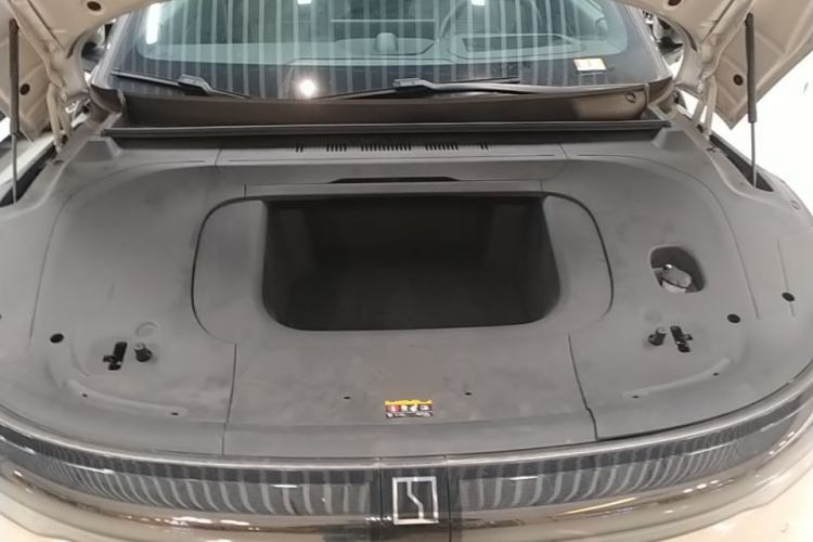 Used Zeekr 007GT 2025 Long-Range Rear-Wheel Drive Intelligent Driving Version 100 kWh Engine Bay