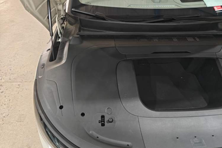 Used Zeekr 007GT 2025 Long-Range Rear-Wheel Drive Intelligent Driving Version 100 kWh Engine Bay Right