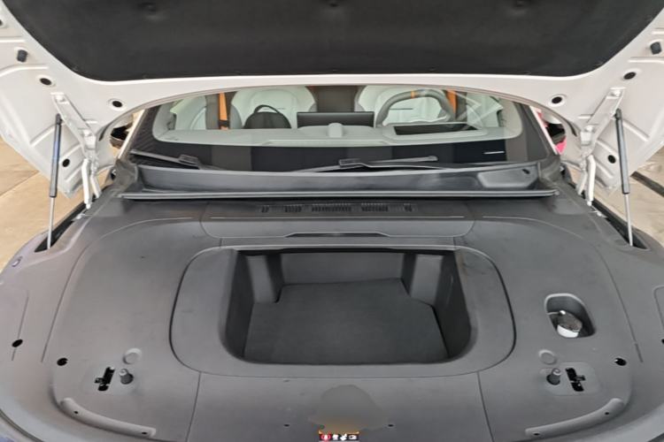 Used Zeekr 007GT 2025 Long-Range Rear-Wheel Drive Intelligent Driving Version 100 kWh Engine Bay