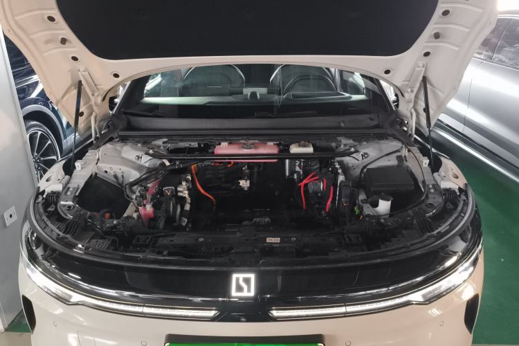 Used Zeekr 007GT 2025 Long-Range Rear-Wheel Drive Intelligent Driving Version 100 kWh Engine Bay