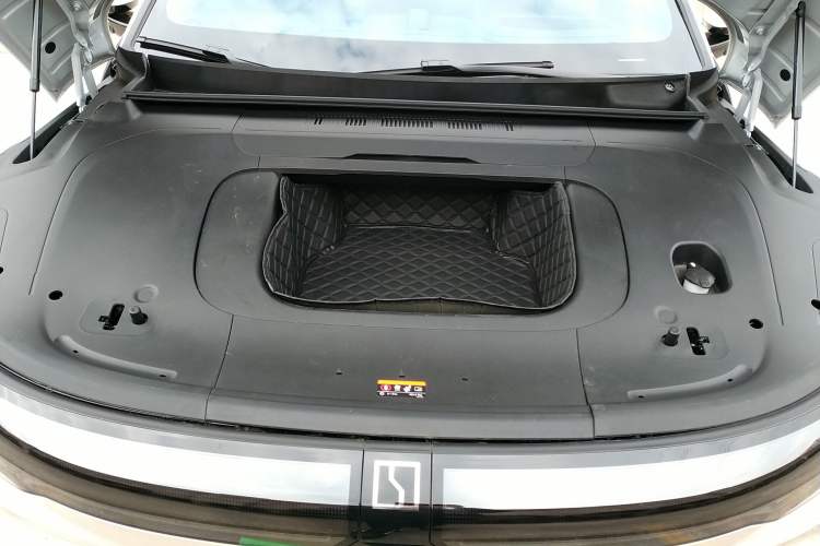 Used Zeekr 007GT 2025 Rear-Drive Intelligent Driving Version 75 kWh Engine Bay