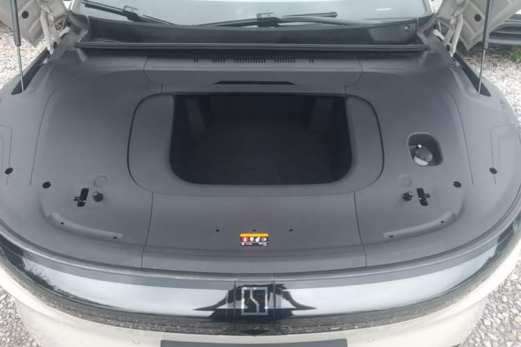 Used Zeekr 007GT 2025 Long-Range Rear-Wheel Drive Intelligent Driving Version 100 kWh Engine Bay