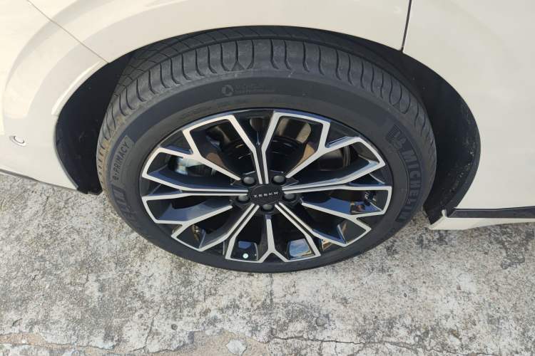 Used Zeekr 007GT 2025 Rear-Drive Intelligent Driving Version 75 kWh Exterior 2