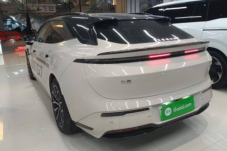 Used Zeekr 007GT 2025 Long-Range Rear-Wheel Drive Intelligent Driving Version 100 kWh Exterior 2