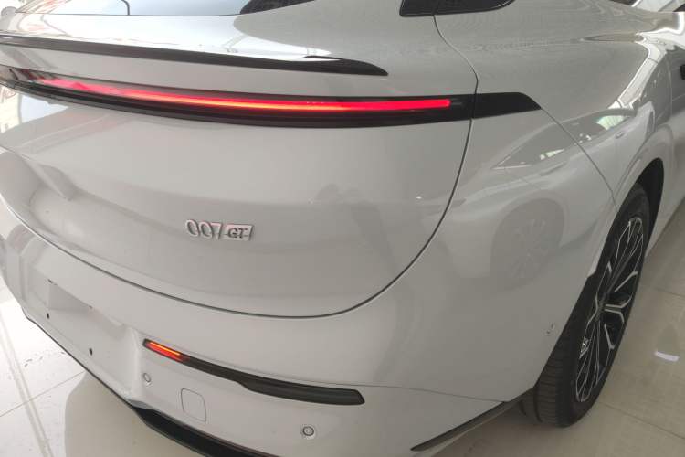 Used Zeekr 007GT 2025 Long-Range Rear-Wheel Drive Intelligent Driving Version 100 kWh Exterior 3
