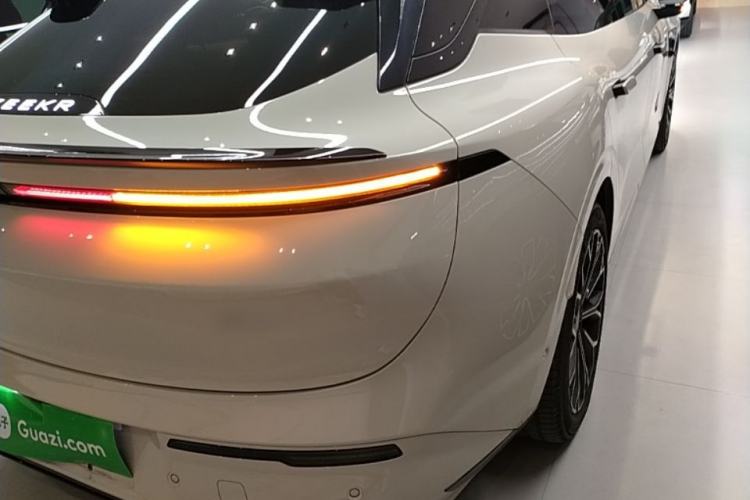 Used Zeekr 007GT 2025 Long-Range Rear-Wheel Drive Intelligent Driving Version 100 kWh Exterior 3
