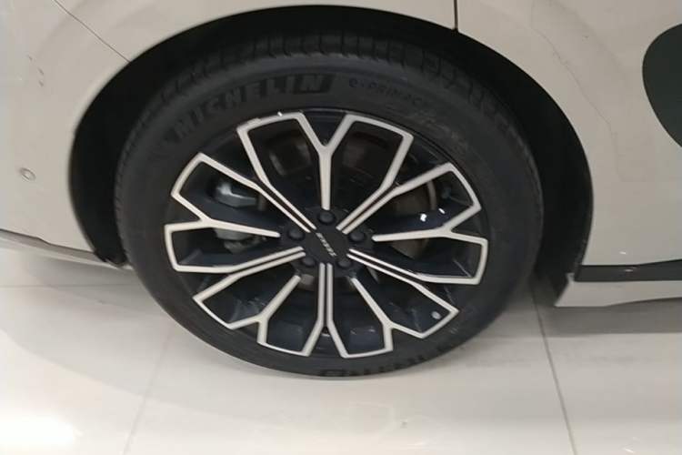 Used Zeekr 007GT 2025 Long-Range Rear-Wheel Drive Intelligent Driving Version 100 kWh Exterior 5