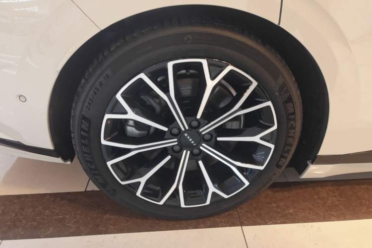 Used Zeekr 007GT 2025 Four-Wheel Drive Intelligent Driving Version 75 kWh Exterior 5