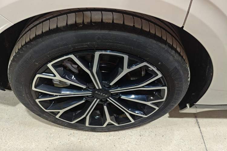 Used Zeekr 007GT 2025 Four-Wheel Drive Intelligent Driving Version 75 kWh Exterior 5