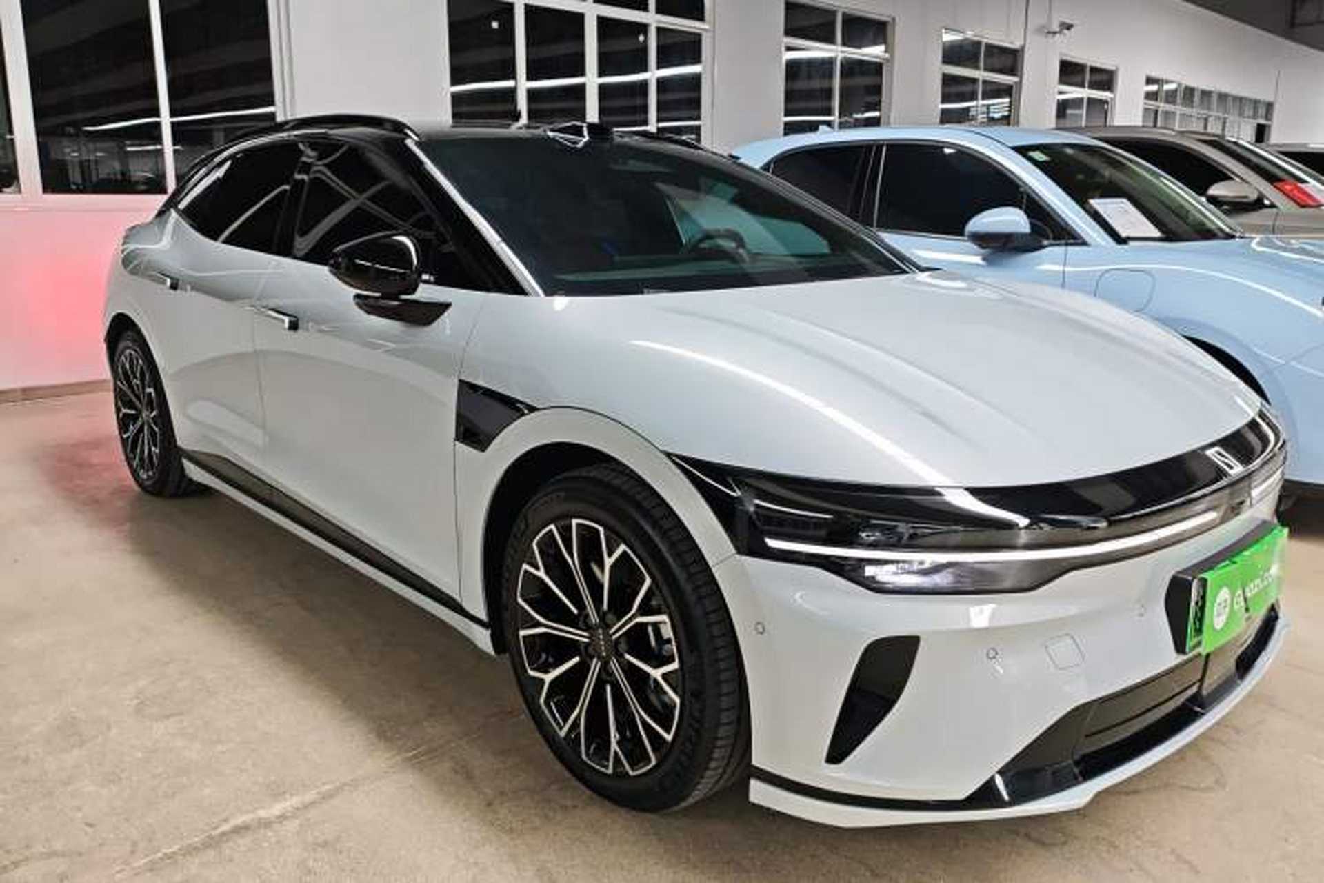 Used Zeekr 007GT 2025 Rear-Drive Intelligent Driving Version 75 kWh Front Right 45 Deg