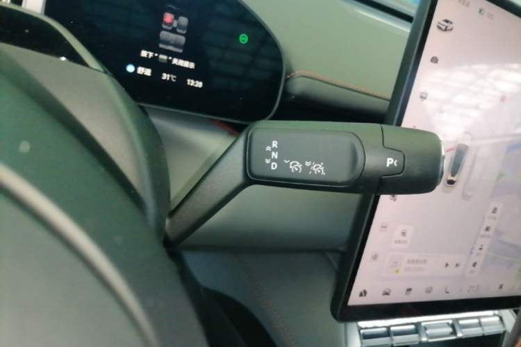 Used Zeekr 007GT 2025 Four-Wheel Drive Intelligent Driving Version 75 kWh Gear Lever