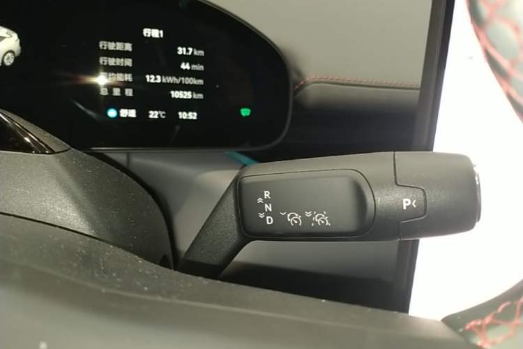 Used Zeekr 007GT 2025 Long-Range Rear-Wheel Drive Intelligent Driving Version 100 kWh Gear Lever