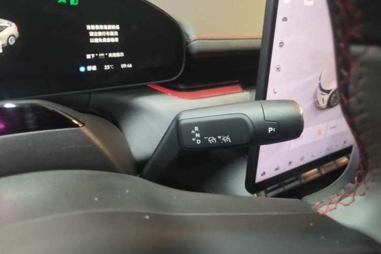 Used Zeekr 007GT 2025 Four-Wheel Drive Intelligent Driving Version 75 kWh Gear Lever