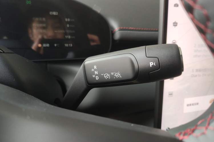 Used Zeekr 007GT 2025 Long-Range Rear-Wheel Drive Intelligent Driving Version 100 kWh Gear Lever