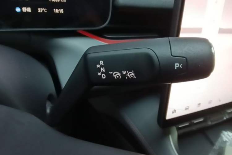 Used Zeekr 007GT 2025 Four-Wheel Drive Intelligent Driving Version 75 kWh Gear Lever