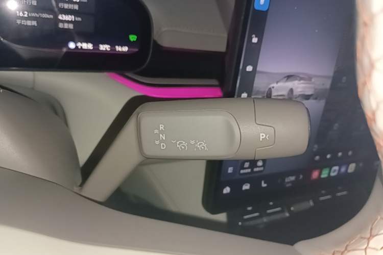 Used Zeekr 007GT 2025 Rear-Drive Intelligent Driving Version 75 kWh Gear Lever