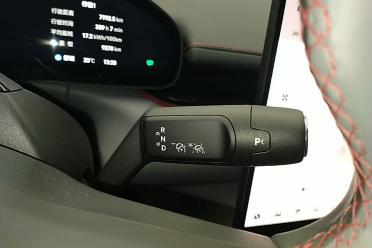 Used Zeekr 007GT 2025 Long-Range Rear-Wheel Drive Intelligent Driving Version 100 kWh Gear Lever