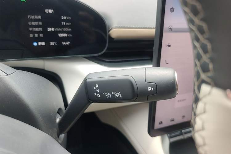 Used Zeekr 007GT 2025 Four-Wheel Drive Intelligent Driving Version 75 kWh Gear Lever
