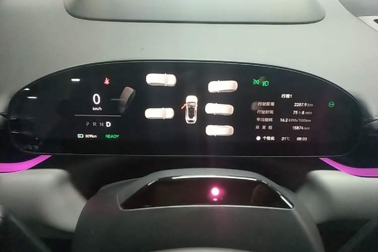 Used Zeekr 007GT 2025 Long-Range Rear-Wheel Drive Intelligent Driving Version 100 kWh Instrument Cluster