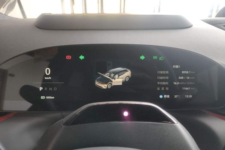 Used Zeekr 007GT 2025 Rear-Drive Intelligent Driving Version 75 kWh Instrument Cluster