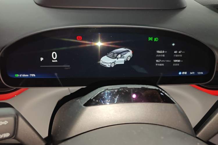 Used Zeekr 007GT 2025 Long-Range Rear-Wheel Drive Intelligent Driving Version 100 kWh Instrument Cluster