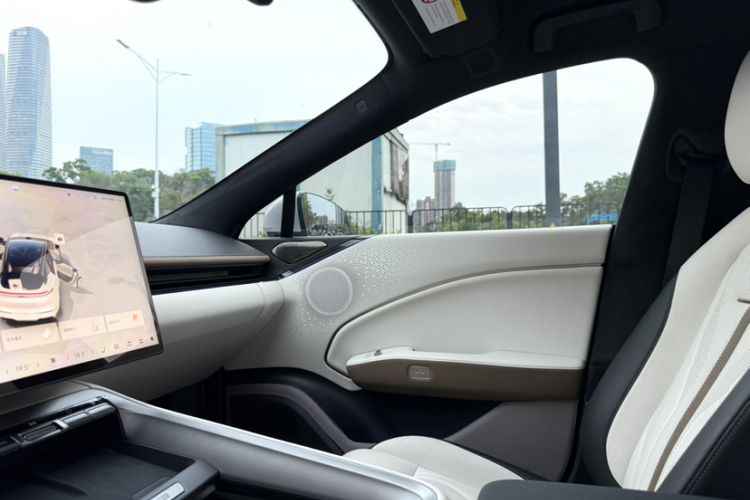 Used Zeekr 007GT 2025 Long-Range All-Wheel-Drive Intelligent Driving Version 100 kWh Interior 1