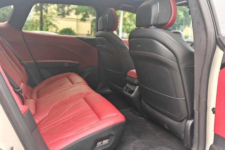 Used Zeekr 007GT 2025 Rear-Drive Intelligent Driving Version 75 kWh Interior 6