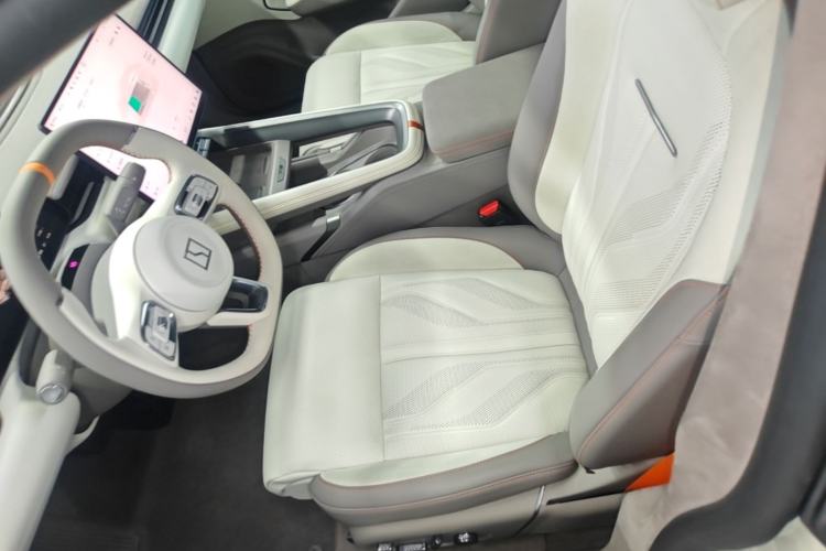 Used Zeekr 007GT 2025 Rear-Drive Intelligent Driving Version 75 kWh Left Front Seat