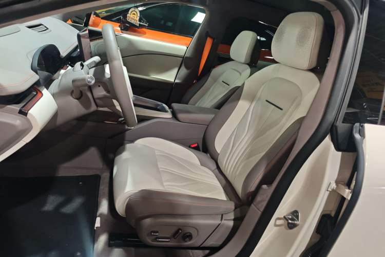 Used Zeekr 007GT 2025 Rear-Drive Intelligent Driving Version 75 kWh Left Front Seat