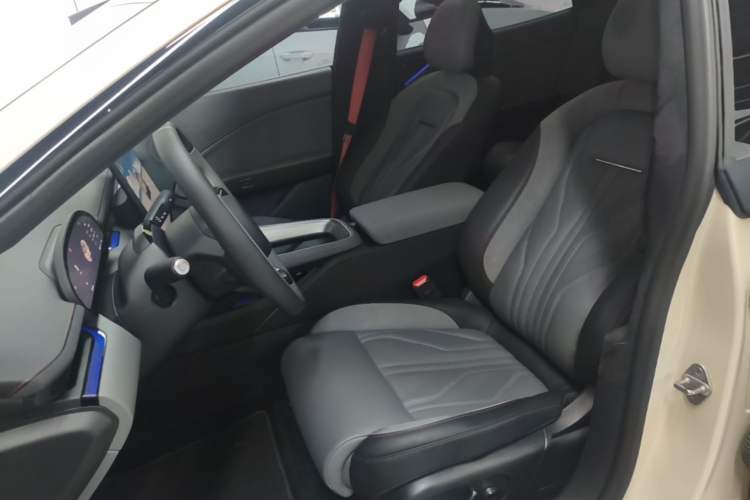 Used Zeekr 007GT 2025 Rear-Drive Intelligent Driving Version 75 kWh Left Front Seat