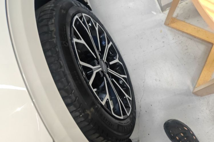 Used Zeekr 007GT 2025 Rear-Drive Intelligent Driving Version 75 kWh Left Front Wheel Hub