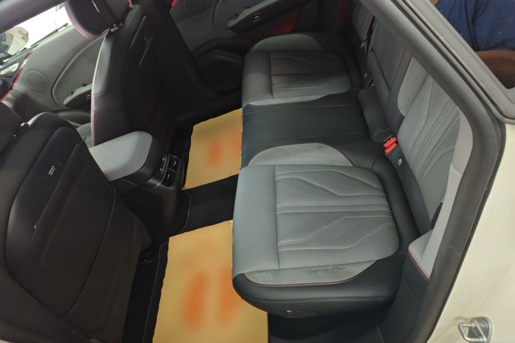 Used Zeekr 007GT 2025 Long-Range Rear-Wheel Drive Intelligent Driving Version 100 kWh Left Rear Seat