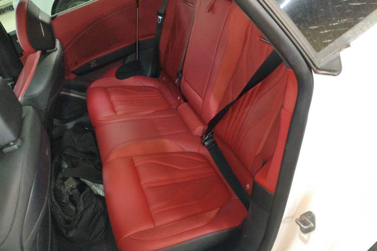 Used Zeekr 007GT 2025 Rear-Drive Intelligent Driving Version 75 kWh Left Rear Seat