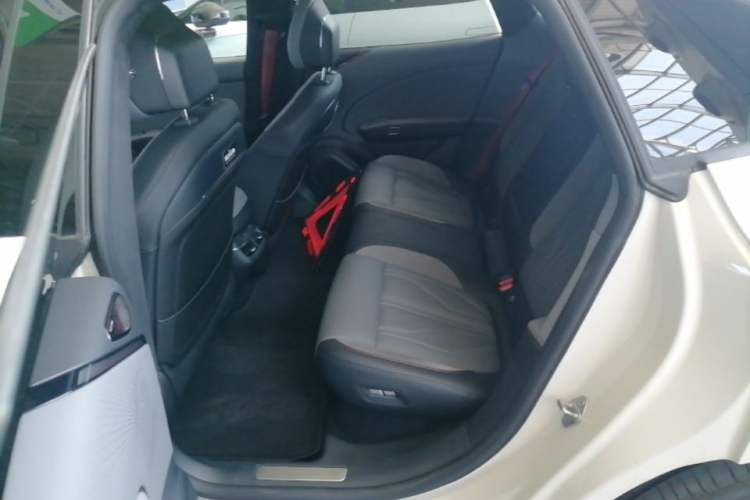 Used Zeekr 007GT 2025 Four-Wheel Drive Intelligent Driving Version 75 kWh Left Rear Seat