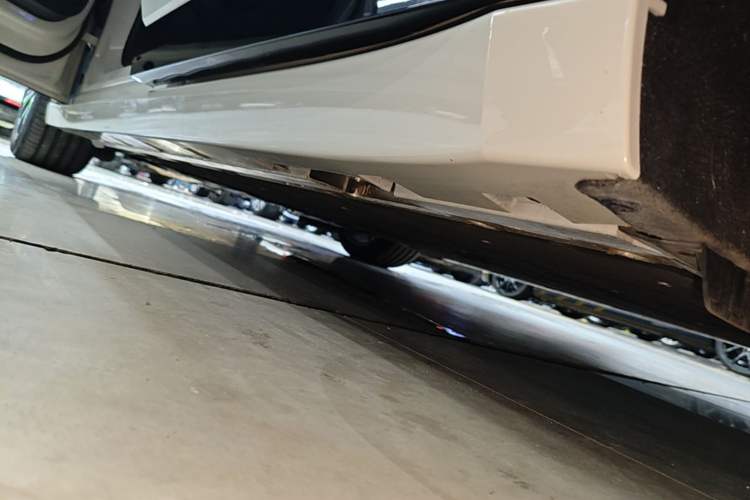 Used Zeekr 007GT 2025 Long-Range Rear-Wheel Drive Intelligent Driving Version 100 kWh Left Side Sill