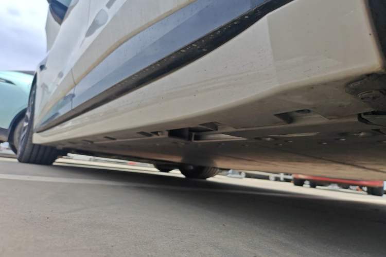Used Zeekr 007GT 2025 Four-Wheel Drive Intelligent Driving Version 75 kWh Left Side Sill