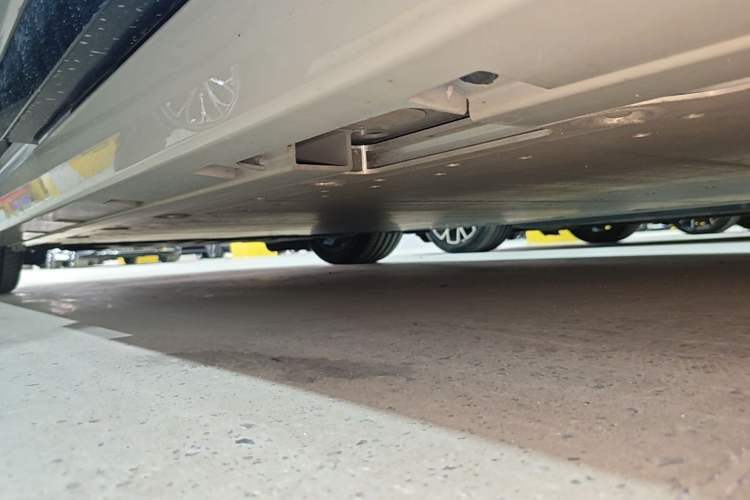 Used Zeekr 007GT 2025 Four-Wheel Drive Intelligent Driving Version 75 kWh Left Side Sill