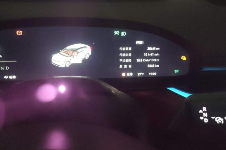 Used Zeekr 007GT 2025 Four-Wheel Drive Intelligent Driving Version 75 kWh Odometer Close Up