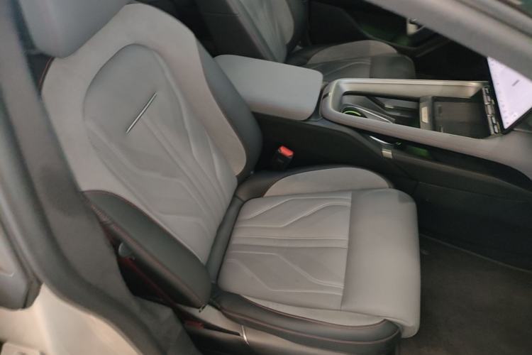 Used Zeekr 007GT 2025 Long-Range Rear-Wheel Drive Intelligent Driving Version 100 kWh Right Front Seat