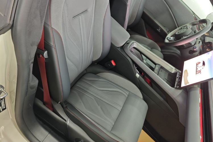 Used Zeekr 007GT 2025 Long-Range Rear-Wheel Drive Intelligent Driving Version 100 kWh Right Front Seat