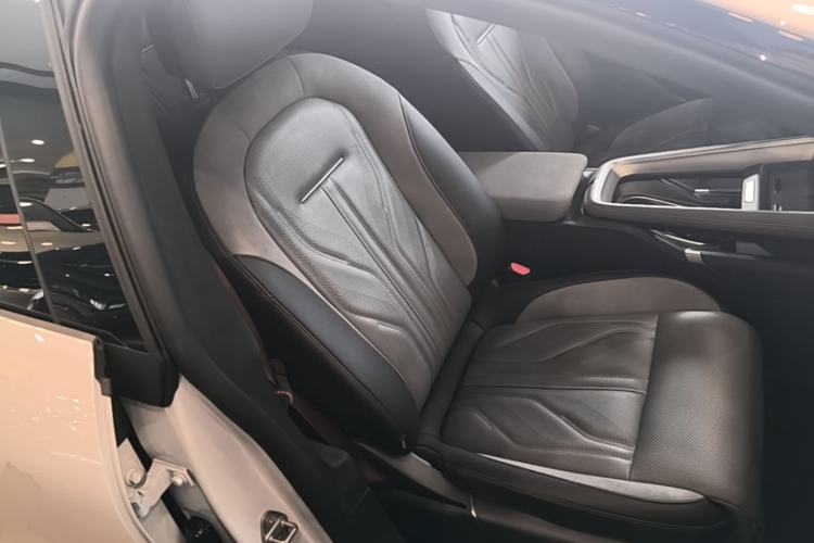 Used Zeekr 007GT 2025 Rear-Drive Intelligent Driving Version 75 kWh Right Front Seat