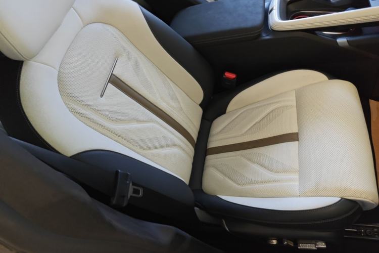 Used Zeekr 007GT 2025 Four-Wheel Drive Intelligent Driving Version 75 kWh Right Front Seat