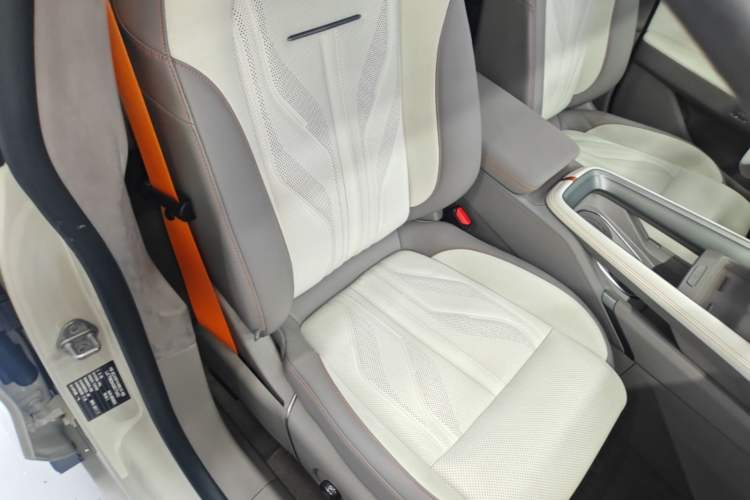 Used Zeekr 007GT 2025 Rear-Drive Intelligent Driving Version 75 kWh Right Front Seat