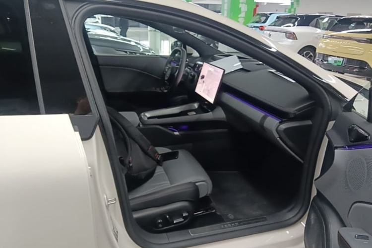 Used Zeekr 007GT 2025 Rear-Drive Intelligent Driving Version 75 kWh Right Front Seat