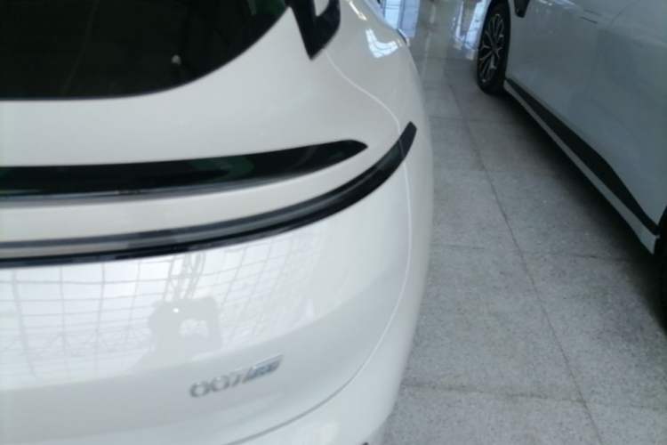 Used Zeekr 007GT 2025 Four-Wheel Drive Intelligent Driving Version 75 kWh Right Rear Taillight