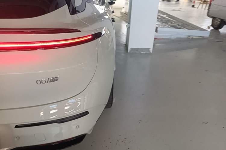 Used Zeekr 007GT 2025 Four-Wheel Drive Intelligent Driving Version 75 kWh Right Rear Taillight