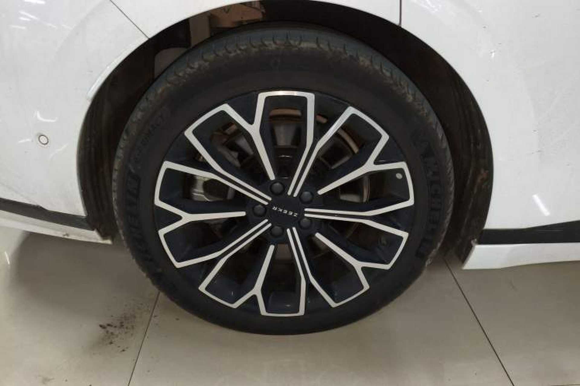 Used Zeekr 007GT 2025 Rear-Drive Intelligent Driving Version 75 kWh Right Rear Wheel Hub